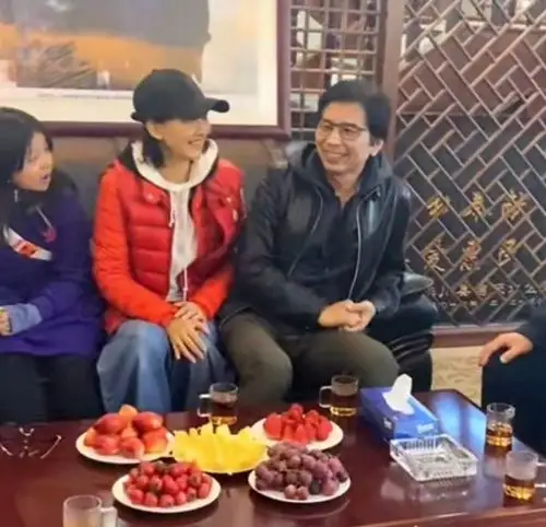 牛莉老公(牛莉丈夫刘亚东)