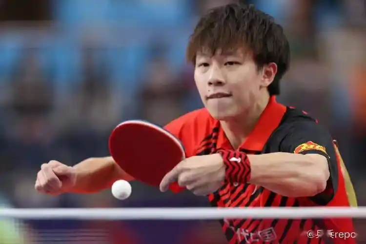 这些乒乓运动员收拾收拾都可以出道了吧