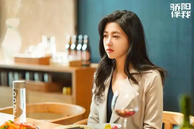 【帧藏放映室】电视剧骄阳伴我超话#骄阳伴我#漫漫求职路,重整旗鼓再