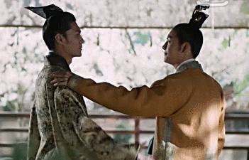 醉玲珑gif 陈伟霆gif 兄弟gif 拍肩gif