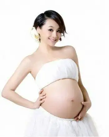 孕味之美,不容错过,请欣赏晶晶摄影为孕妈们拍摄的