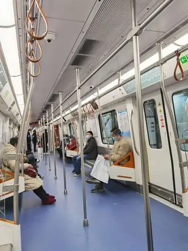 乘坐地铁逛成都