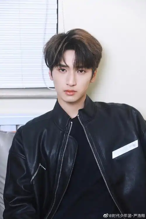 严浩翔生日直播预告海报