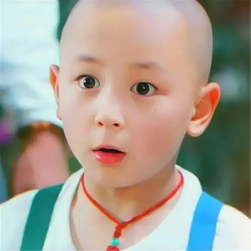 走进释小龙生活中的家,童星出道却无戏可拍|释小龙|童星|拍戏_新浪