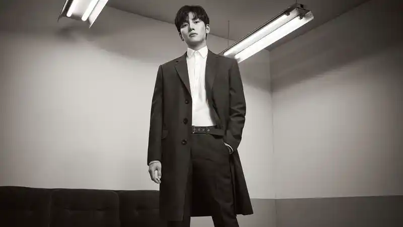 男神池昌旭为ck calvin klein拍摄2020春夏形象广告!快快截图收藏!