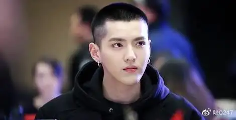 娱乐八卦何猷君奚梦瑶童瑶吴亦凡宋妍霏吴磊