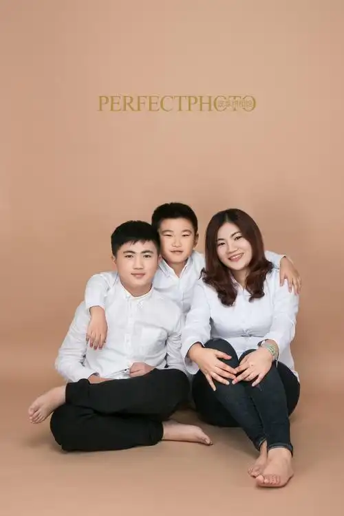 汕头最美证件照从浪漫的二人世界变成幸福的三口之家值得纪念的是一年