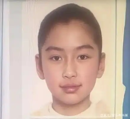 angelababy的"微笑唇"是天生的吧?