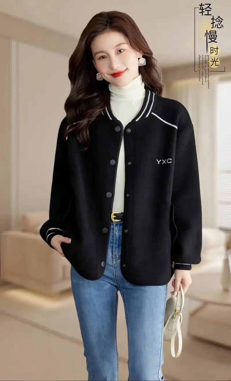 姐妹们~春秋新款大码夹克棒球服外套来咯!休闲宽松的