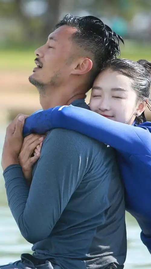 堆糖-余文乐周冬雨…_来自c璐m的图片分享-堆糖