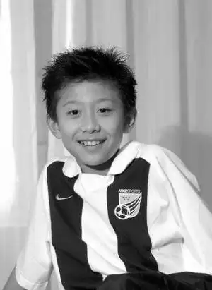 张一山也开始演激情戏了,画面太美我真的不敢看