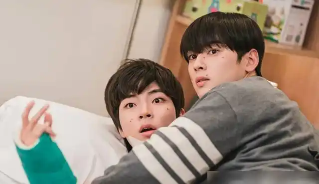 女神降临黄寅烨剧外更让人心动车银优和文佳煐相互吐槽对方