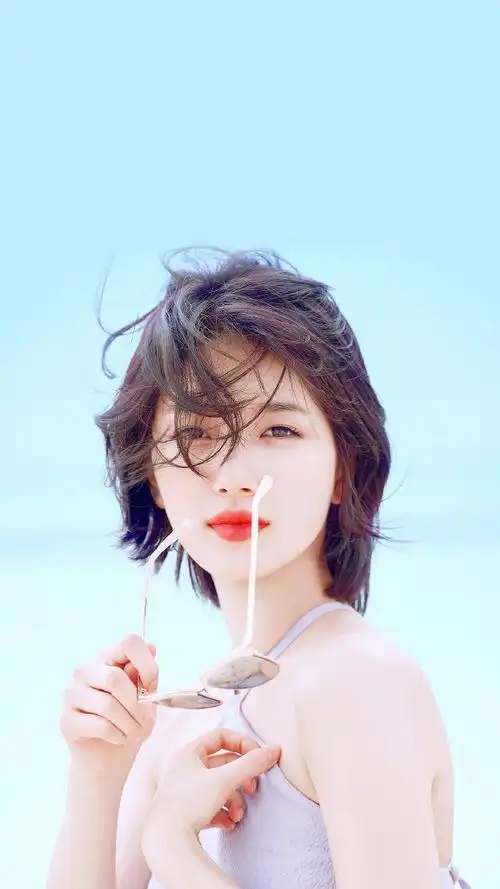 裴秀智夏日清凉唯美画报图片