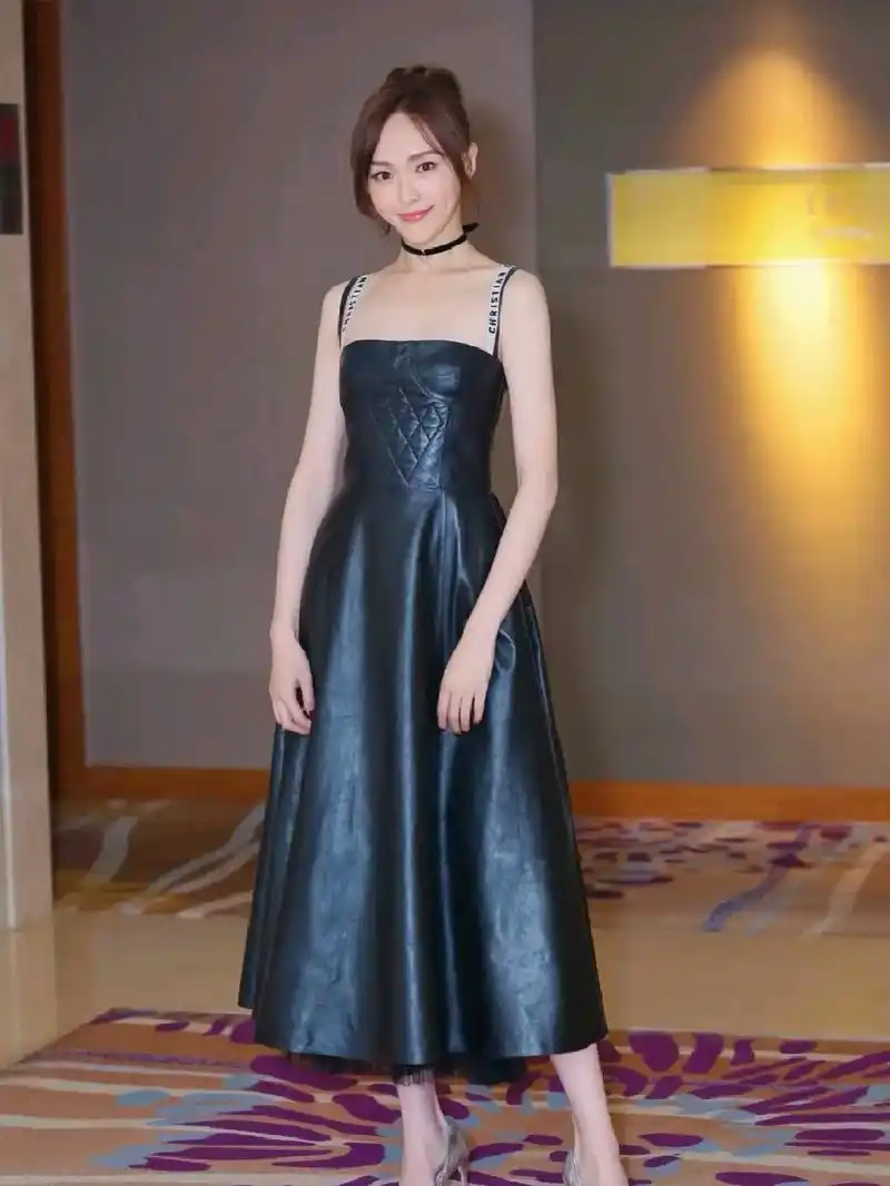 唐嫣写真集.#明星 #明星图片 #明星同款 #明星穿搭 #神 - 抖音