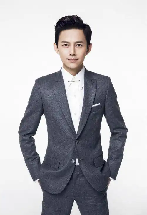 今日何炅44岁庆生