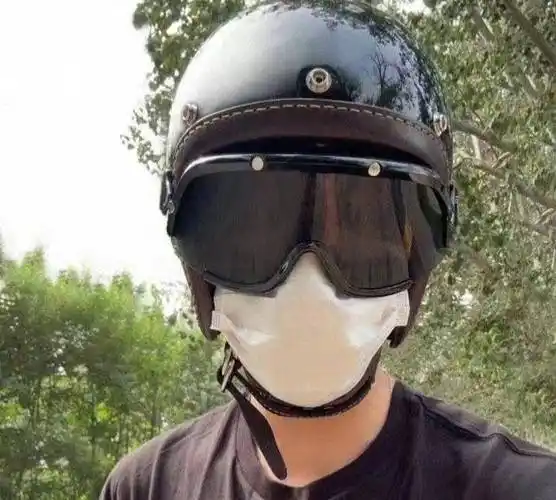 王一博出道九周年,再放头盔自拍,网友期待库存照还有后续_舞台_幸运