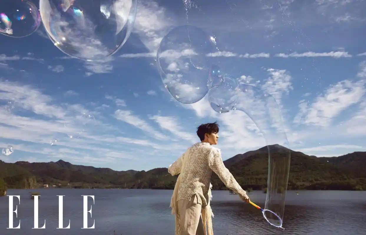 王俊凯治愈系大片#外景yyds!