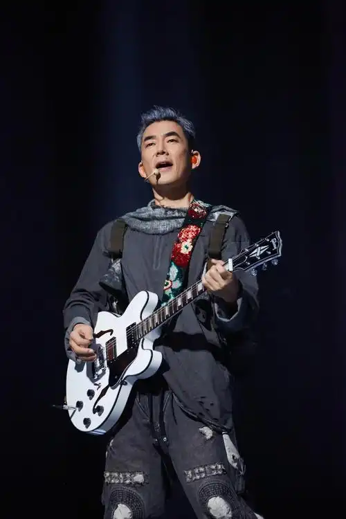 任贤齐睽违10年推新曲受瞩目《在路上》上线3小时破百万