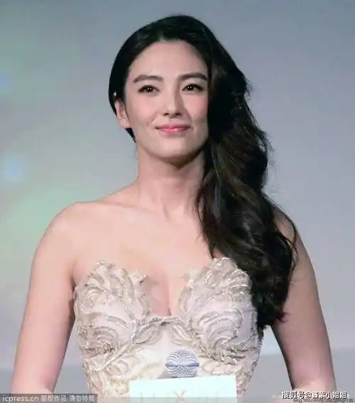 张雨绮不光魔鬼身材性感火辣!