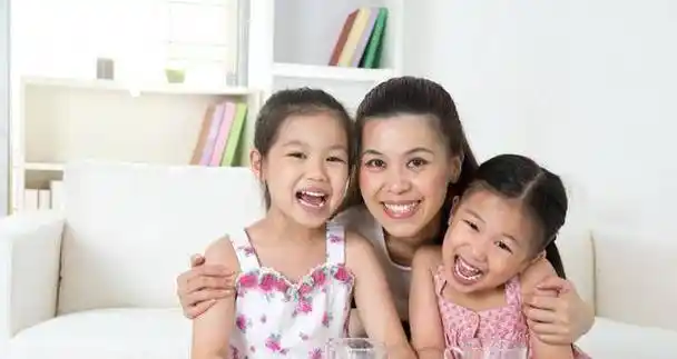 有种"偏心遗传"叫杨迪兄妹,上帝吻了妹妹的脸,却关上哥哥的窗_孩子