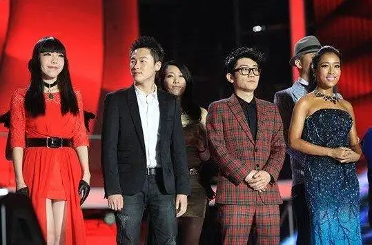 《中国好声音》四强:吴莫愁,梁博,金志文,吉克隽逸