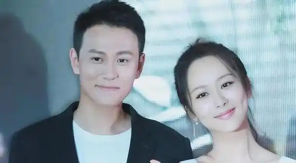 杨紫和秦俊杰分手原因浮出水面感情不分对错只有两败俱伤