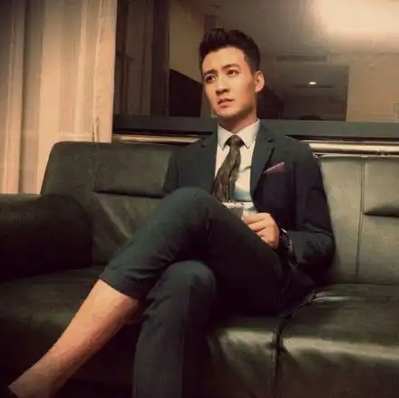 刘星的死党键盘盛冠森逆袭变男神 《家有儿女》童星大变样