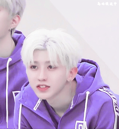 蔡徐坤动图 - 堆糖,美图壁纸兴趣社区