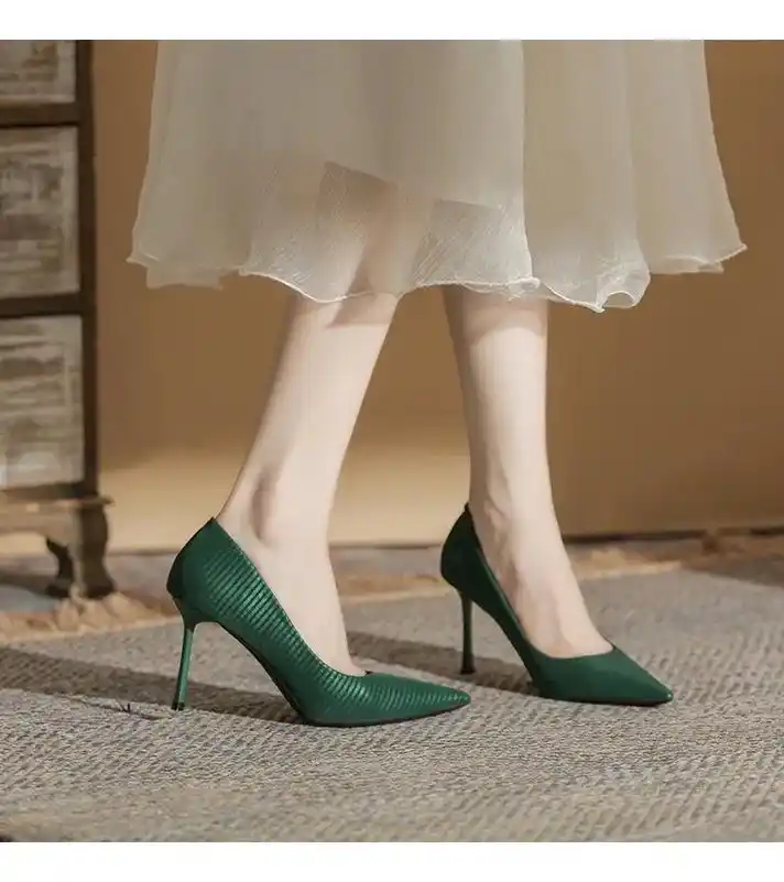 2023新款小众高定高跟鞋,唯美春夏,设计感满满~点击主页下 - 抖音