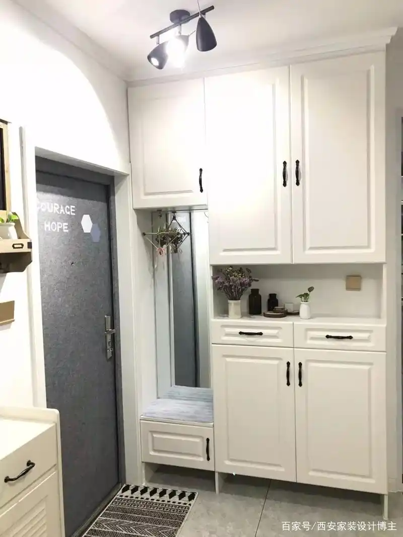 西安软装设计博主:入户玄关鞋柜 换鞋凳效果图,美观实用!