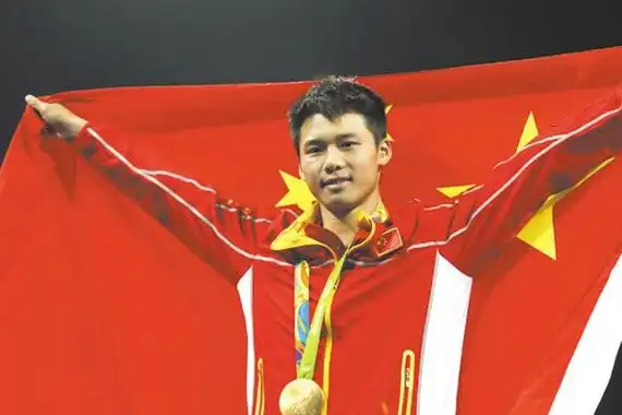 陈艾森大包20公分让女人疯狂让男人自卑