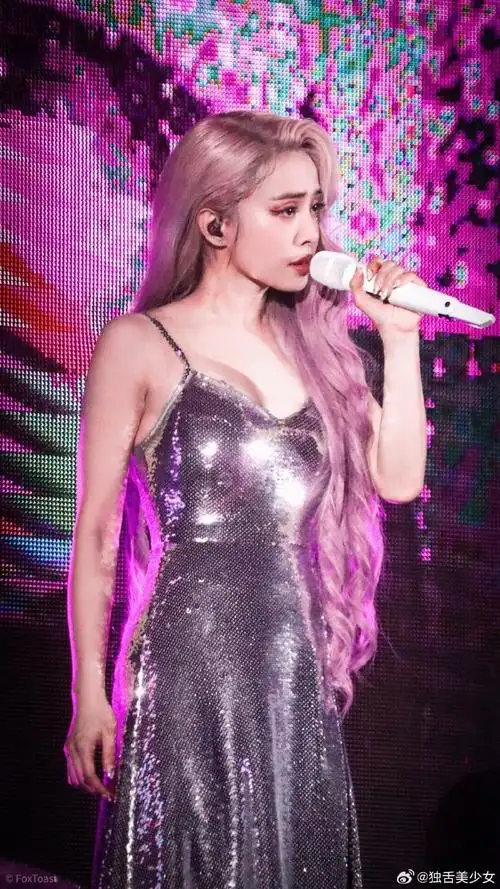 蔡依林司机发文夸蔡依林,演唱会淋完雨后上车第一反应是: "这场大雨会