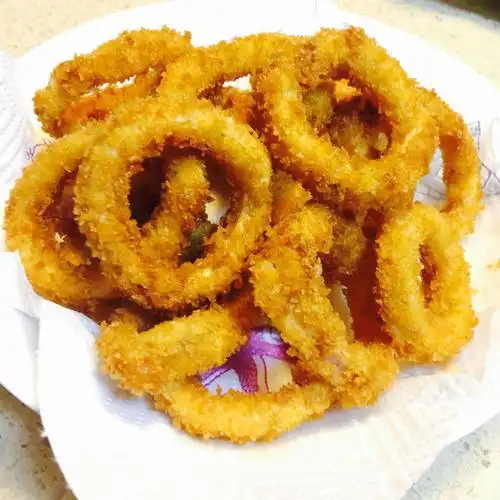 我想睡懒觉了做的酥炸鱿鱼圈——好吃到停不了口