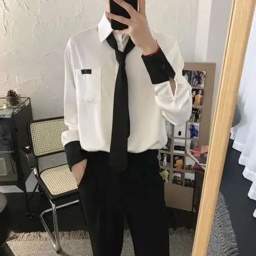 一折领带白衬衫长袖