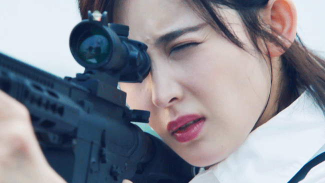 来的考察职员阿曼达,通缉犯谍报经纪孟良等,也许都会有着不一样的身份