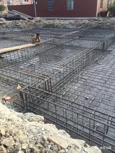 板筏基础图片桩承台筏板基础图片