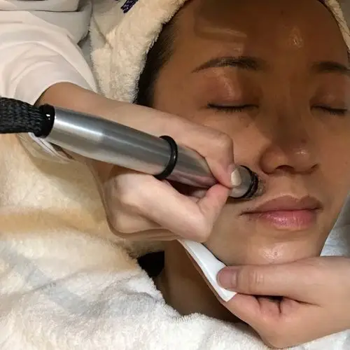 小气泡深层洁肤体验 写美篇皮肤毛孔清洁,是我们日常生活中每天都必不