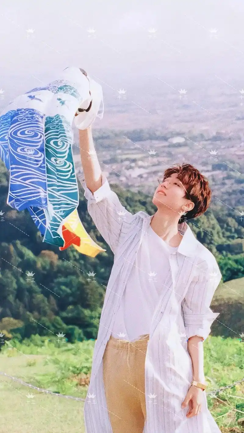 王俊凯壁纸.小螃蟹们一定不会忘了五年前《十九岁的时差》 我 - 抖音