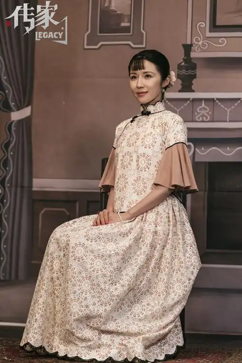 传家热播方安娜变身民国大家闺秀惹人爱