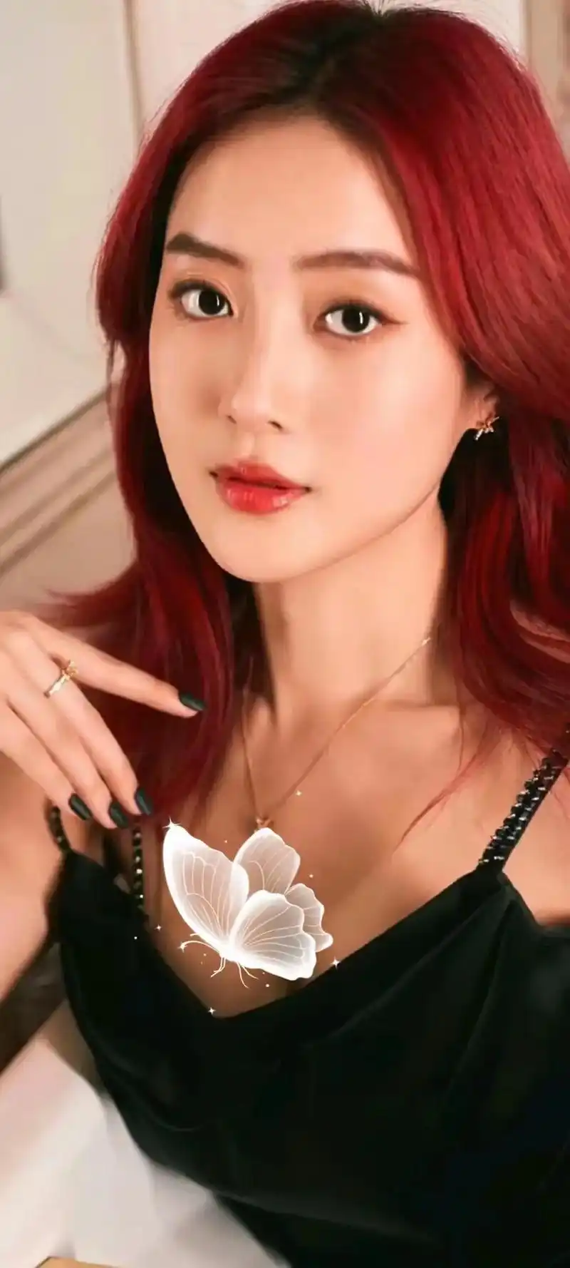 王梓薇.#高清壁纸 #美女明星  9015 #王梓薇 98生日快 - 抖音