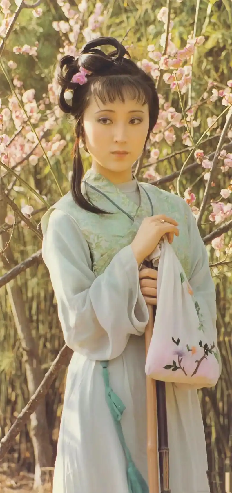 87版红楼梦只所以能成为大家津津乐道的经典