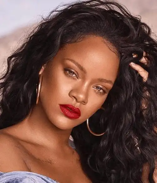 黑皮肤女生穿搭妆容图鉴!别浪费你的先天优势!