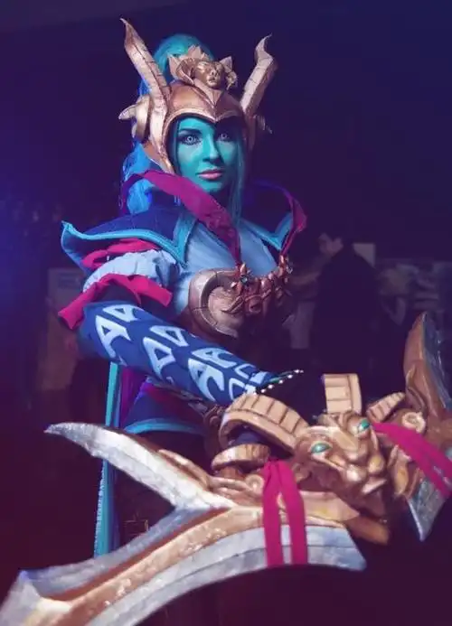精选cosplay:军团指挥官决斗幻影刺客_现场实拍_游久网dota2.uuu9.com