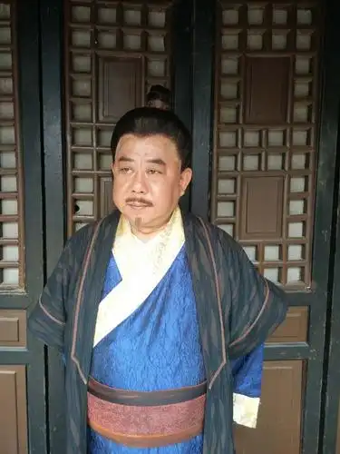 古装片中扮演指挥使 陈厦平展现老戏骨实力