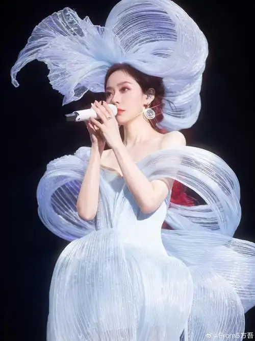 张靓颖美出了新高度