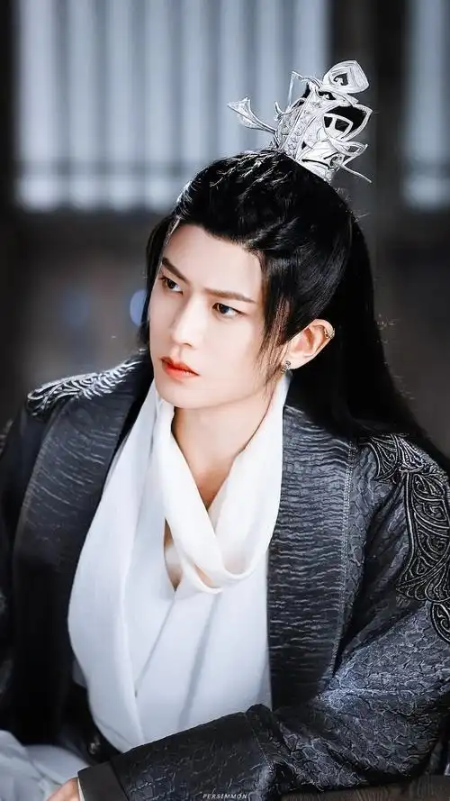 与君初相识恰似故人归长意任嘉伦