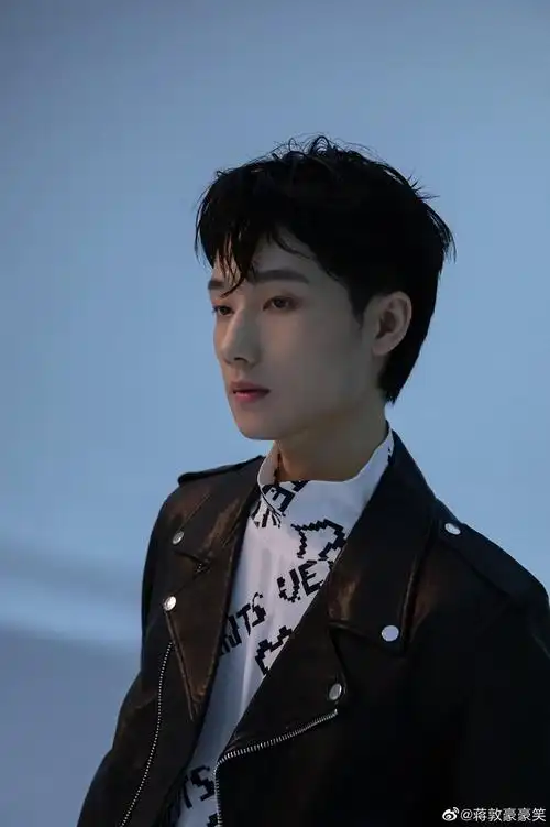 创造营2021蒋敦豪毕业喊话要在更大舞台相遇