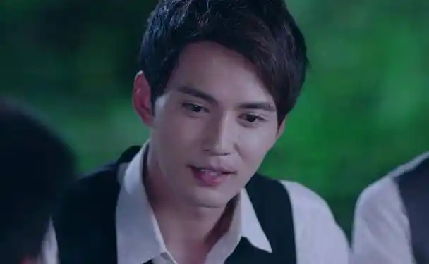 《人生若如初相见》韩东君孙怡甜蜜秀恩爱,网友:徐正溪怎么办?