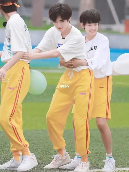 宋亚轩2020tf家族夏季运动会tf家族朱志鑫tf家族苏新皓tf家族张泽禹tf