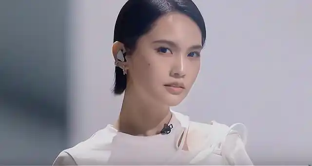 可爱甜心过气偶像踢馆浪姐2的杨丞琳可没那么简单